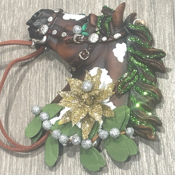 🎉HOST PICK!🎉Holiday Horses: “Wish” design. Decorated horse Christmas ornament - Picture 11 of 13